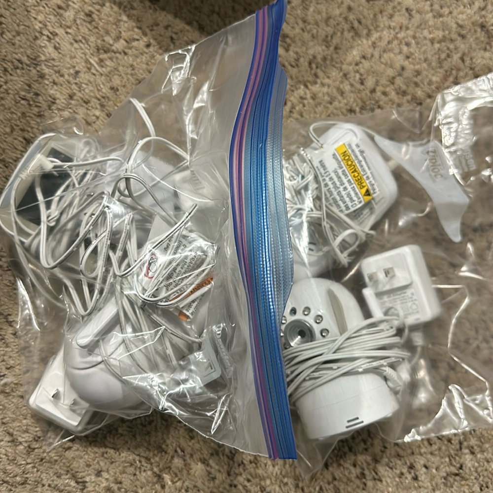 Bundle of 2 infant optics baby monitors
